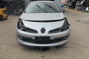 Ricambi usati per RENAULT CLIO 1.5 DCI 2007