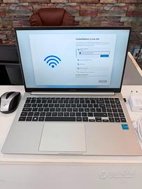 SAMSUNG BOOK 2 15" PARI AL NUOVO 8GB RAM/256GB SSD