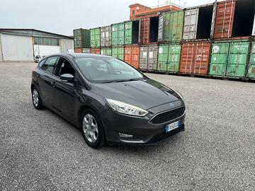 Ford focus 1.6 GPL della casa  rinnovato euro 6
