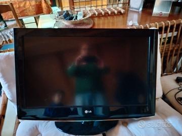 TV 32'' LG modello 32LH3000