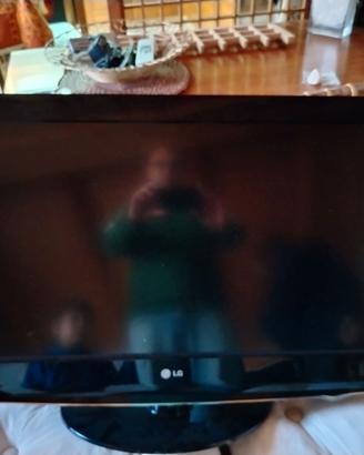 TV 32'' LG modello 32LH3000
