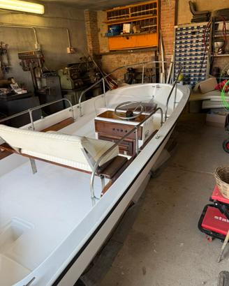 Boston Whaler 15 super sport