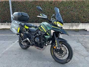 Benelli TRK 702 X