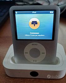 Apple Ipod nano + dock station