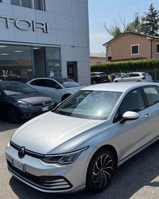 Volkswagen Golf 1.0 etsi evo Life 110cv dsg / NO V