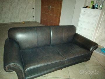 divano in pelle mantellassi