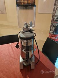 macinino professionale nuova simonelli