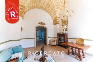 Appartamento di 210 m² con più di 5 locali a Squin