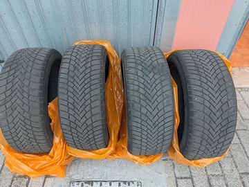Gomme invernali usate 225/45 R18 95V marca Barum