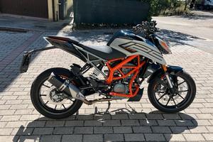 KTM 125 Duke - 2022