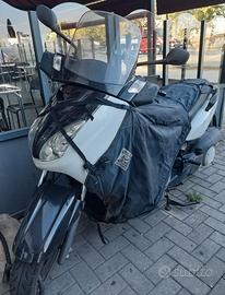 Yamaha XMAX 250
