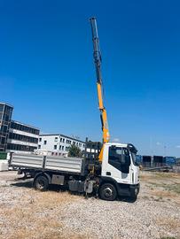 AUTOCARRO IVECO 75 CON GRU E RIBALTRABILE