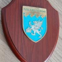 crest Guardia di finanza tutela dell'economia 