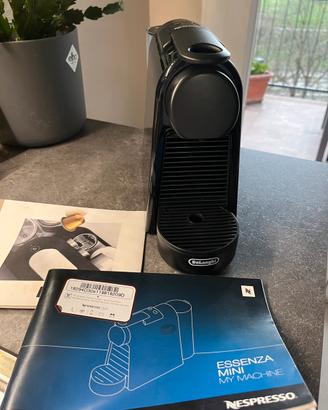 Macchina caffè Nespresso Essenza Mini My Machine