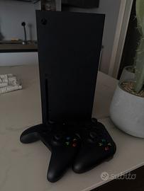 Xbox serie X + 2 controller