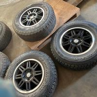 Cerchi in lega Jeep Wrangler JK 17X7.5 245/75R17