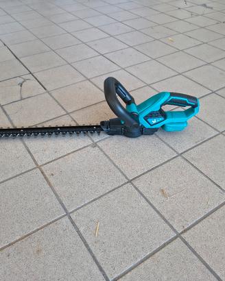 tagliasiepi a batteria 
