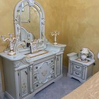 Stanza da letto conpleta stile veneziano