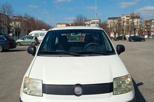 Fiat Panda 1.1 Benzina/GPL – 2010 – 124.000 km – R