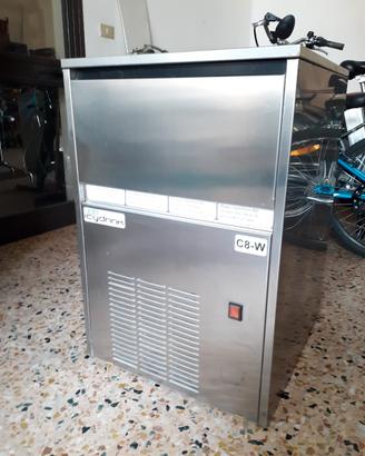 Icydrink C8-W - fabbricatore bicchieri di ghiaccio