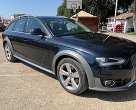 AUDI A4 Allroad Quattro TDI 190cv Business FULL