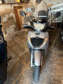 Hondo sh 150