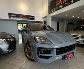 Porsche Cayenne 4.0 V8 Turbo E-Hybrid turbo 740cv