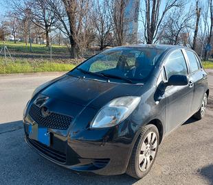  Toyota Yaris 2007