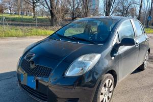  Toyota Yaris 2007