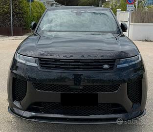 Land Rover Range Sport 4.4 V8 635 CV SV Edition On
