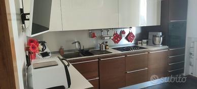 SOLO BASE CON COLONNA FORNO ESCLUSI PENSILI