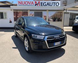 AUDI Q5 2.0 TDI quattro S tronic Business