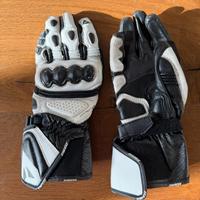 Come nuovi guanti moto