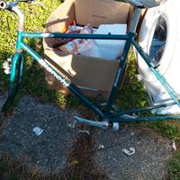 telaio bici bianchi vintage 