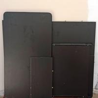 Scrivania con piano estraibile
