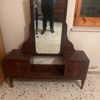 Toletta con specchio