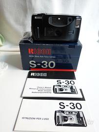 RICOH S-30 obiettivo 35mm f/3.9