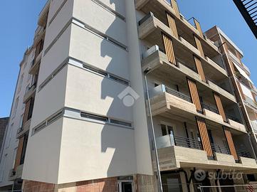 4 LOCALI A CASERTA