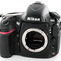 NIKON D800