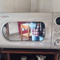 Forno a microonde multifunzione 