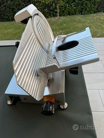 Affettatrice diametro 200