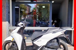 Tnt xcs 125 km 0 -patente b-rate no busta-garanzia
