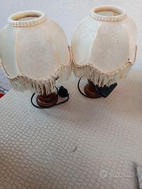    due lumetti per comodini 