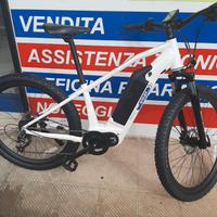 Bicicletta elettrica con freni idraulici comenuova