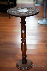 Piedistallo in Legno con Inserto Centrale – 24335