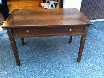 Tavolo arte povera in castagno inizio 900