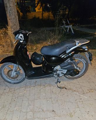 Aprilia Scarabeo 50 - 2012