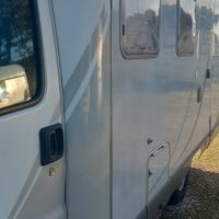 Camper semintegrale Hymer