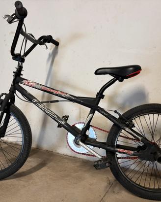 Bici Bmx Lombardo Nuova Poco usata (con manubri)