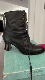 Stivaletti stile vittoriano